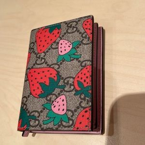 Gucci wallet